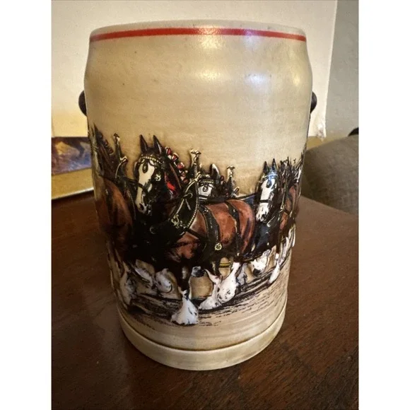 Vintage Budweiser Champion Clydesdales Beer Stein 80s Holiday Made Brazil 1980s - Picture 3 of 10